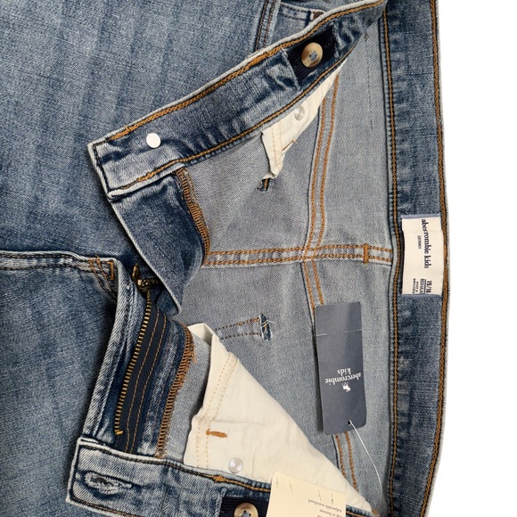 Abercrombie Kids Light Blue Skinny Jeans - Picture 6 of 10